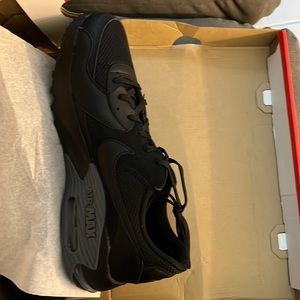 Women’s Nike Air Max Excee *BRAND NEW*